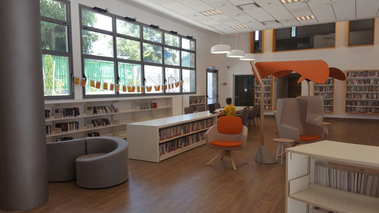 חדר עיון בספריה המרכזית
