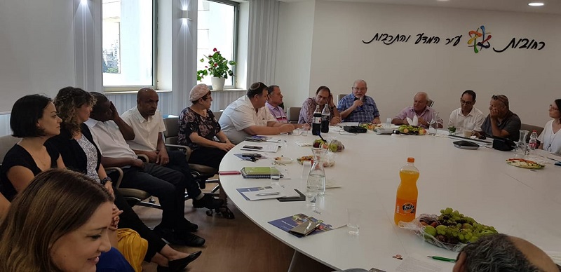 שר העבודה והרווחה חיים כץ בישיבה בעיריית רחובות