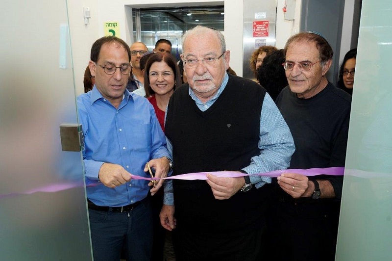 חנוכת המבנה החדש של שח"ר, ביקור סדיר וההיסעים בחינוך