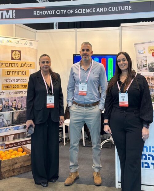 נציגי רחובות, מימין לי סלוק, עומר צור ומזי שוקרי, צילום עיריית רחובות